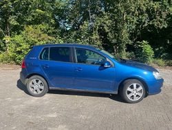 Blau Gebraucht 2006 VW Golf V Kleinwagen | 2.100 € (Superpreis)