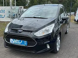 Schwarz Gebraucht 2017 Ford B-MAX Titanium Van / Kleinbus | 11.190 € (Fairer Preis)