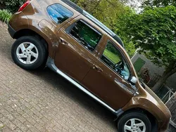 Braun Gebraucht 2011 Dacia Duster SUV | 6.300 € (Etwas zu teuer)