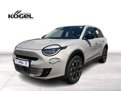 Beige (sabbia beige) Neu 2024 Fiat 600 La Prima SUV | 33.990 € (Etwas zu teuer)