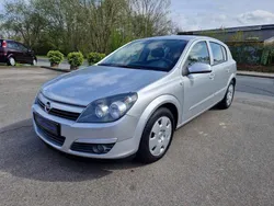 Silber Gebraucht 2005 Opel Astra Limousine | 2.999 € (Etwas zu teuer)