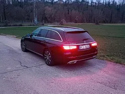 Schwarz Gebraucht 2019 Mercedes E300 Kombi | 29.900 € (Fairer Preis)