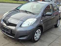 Grey metallic Gebraucht 2009 Toyota Yaris Cool Kleinwagen | 2.400 € (Guter Preis)