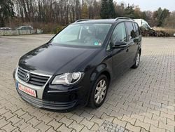 Schwarz Gebraucht 2010 VW Touran Freestyle Van / Kleinbus | 2.300 € (Superpreis)