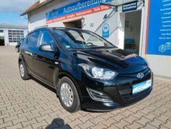 Schwarz Gebraucht 2012 Hyundai i20 Kleinwagen | 5.999 € (Teuer)
