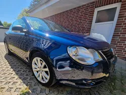 Blau Gebraucht 2006 VW Eos Cabrio | 6.000 €