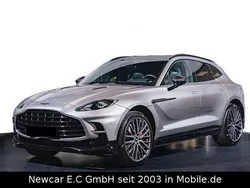 Silbermetallic Gebraucht 2024 Aston Martin DBX 707 SUV | 267.738 €