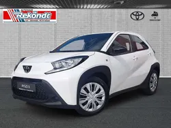 Super white 2 Gebraucht 2024 Toyota Aygo Business Edition Kleinwagen | 15.490 € (Fairer Preis)