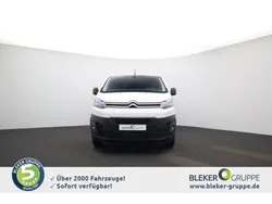 Eisweiß Gebraucht 2023 Citroën e-Jumpy Van / Kleinbus | 28.990 € (Teuer)