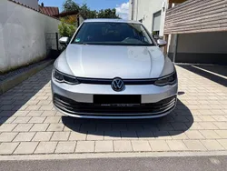 Silber Gebraucht 2020 VW Golf VII Life Limousine | 18.500 € (Fairer Preis)