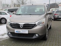 Braun Gebraucht 2015 Dacia Lodgy Lauréate Van / Kleinbus | 6.700 € (Fairer Preis)