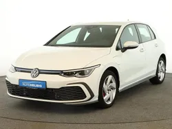 Pure white Gebraucht 2021 VW Golf GTE SUV | 23.580 €