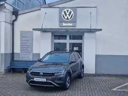 Grau Neu 2025 VW T-Roc Life SUV | 31.870 € (Superpreis)