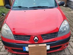 Rot Gebraucht 2006 Renault Clio II Kleinwagen | 1.200 €