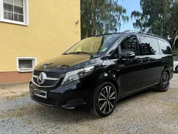 Schwarz Gebraucht 2015 Mercedes V250 Avantgarde Van / Kleinbus | 31.400 € (Fairer Preis)