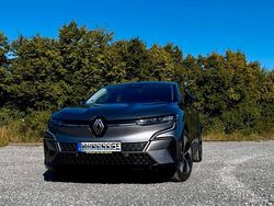 Grau Gebraucht 2022 Renault Mégane Limousine | 21.990 € (Guter Preis)