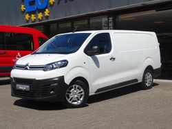 Farbe: weiß Gebraucht 2022 Citroën Jumpy Van / Kleinbus | 25.180 € (Teuer)