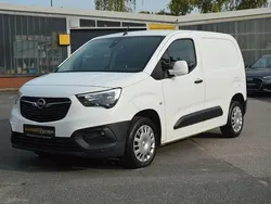 Weiß Gebraucht 2020 Opel Combo Edition Van / Kleinbus | 7.900 € (Fairer Preis)
