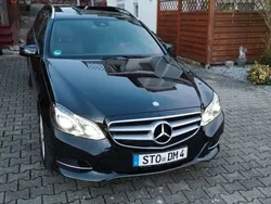 Schwarz Gebraucht 2014 Mercedes E220 Avantgarde Kombi | 14.950 € (Fairer Preis)