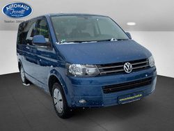 Olympiablau metallic Gebraucht 2015 VW Multivan Van | 23.990 €