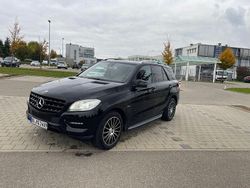 Schwarz Gebraucht 2012 Mercedes ML250 SUV | 13.600 € (Fairer Preis)