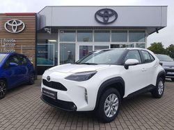 Schneeweiß Neu 2025 Toyota Yaris Cross Comfort SUV | 26.790 € (Fairer Preis)