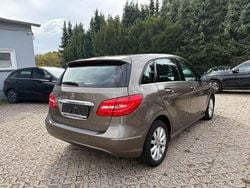Grau Gebraucht 2013 Mercedes B160 Van / Kleinbus | 4.900 €