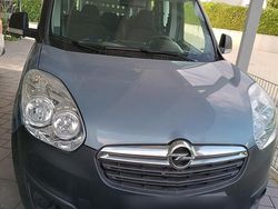 Blau Gebraucht 2017 Opel Combo Van / Kleinbus | 19.000 €