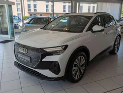 Gletscherweiss Gebraucht 2023 Audi Q4 e-tron SUV | 29.990 € (Fairer Preis)