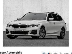 Alpinweiss iii Gebraucht 2022 BMW 320 M Sport Kombi | 29.999 € (Superpreis)