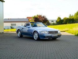 Blau Gebraucht 1991 Mercedes SL300 Cabrio | 30.000 €