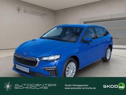 Blau Neu 2025 Skoda Scala Essence Kleinwagen | 27.369 € (Teuer)