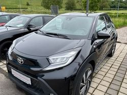 Schwarz Gebraucht 2023 Toyota Aygo Pulse Kleinwagen | 15.850 € (Fairer Preis)