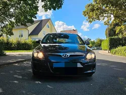Schwarz Gebraucht 2010 Hyundai i30 Limousine | 2.000 €
