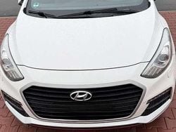 Gebraucht 2016 Hyundai i30 Turbo Limousine | 12.500 € (Teuer)