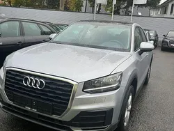 Grau Gebraucht 2019 Audi Q2 Basis SUV | 17.700 € (Fairer Preis)