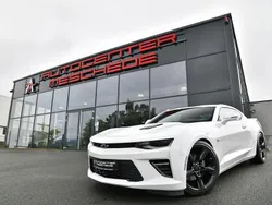Schnee weiã Gebraucht 2019 Chevrolet Camaro Coupé | 52.890 €