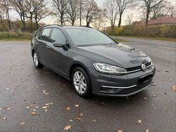 Grau Gebraucht 2020 VW Golf VII Comfortline Kombi | 9.990 € (Superpreis)