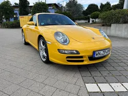 Gelb Gebraucht 2005 Porsche 911 Carrera Coupé | 64.000 €