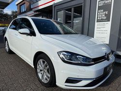 Weiß Gebraucht 2018 VW Golf VII Comfortline Limousine | 16.790 € (Fairer Preis)