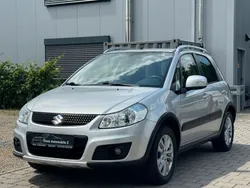 Grau Gebraucht 2014 Suzuki SX4 Club Limousine | 8.990 € (Fairer Preis)