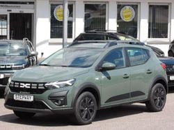 Safari grün grau Neu 2025 Dacia Sandero Expression Kleinwagen | 19.980 € (Fairer Preis)