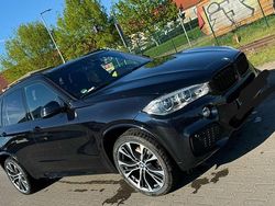 Blau Gebraucht 2017 BMW X5 SUV | 31.500 € (Guter Preis)