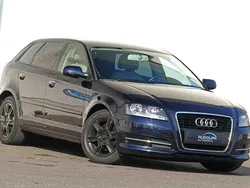 Blau Gebraucht 2012 Audi A3 Sportback Attraction Limousine | 9.299 € (Fairer Preis)