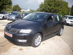Schwarz metallic Gebraucht 2013 Skoda Rapid Ambition Kombi | 16.490 €
