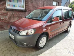 Rot Gebraucht 2012 VW Caddy Maxi Van / Kleinbus | 17.890 €