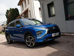 Laser blaumet Gebraucht 2022 Mitsubishi Eclipse Cross Plus SUV | 23.900 € (Fairer Preis)