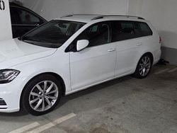 Weiß Gebraucht 2018 VW Golf VII Highline Kombi | 16.400 € (Fairer Preis)