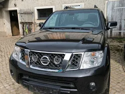 Schwarz Gebraucht 2011 Nissan Pathfinder SUV | 11.500 € (Guter Preis)