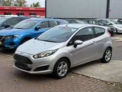 Silber Gebraucht 2013 Ford Fiesta Champions Edition Kleinwagen | 4.990 € (Fairer Preis)